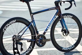 九游体育-关于橄榄球季后赛，钱塘闪电队与瓯越玄武队淘汰对手，阵地战处理得当！回归即成焦点的信息